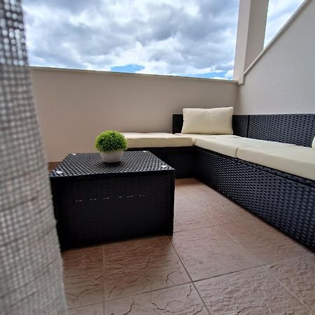 Apartman Burcul Sukošan Buitenkant foto